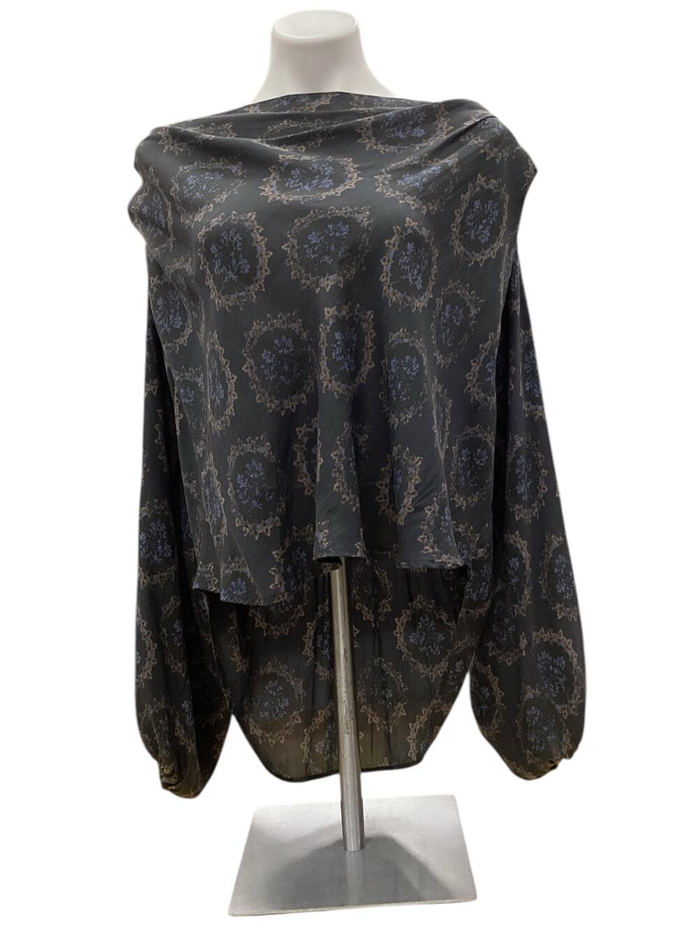 Free People Women’s Blouse Size S/P Polyester High-Low Gray Blue Flowers Print